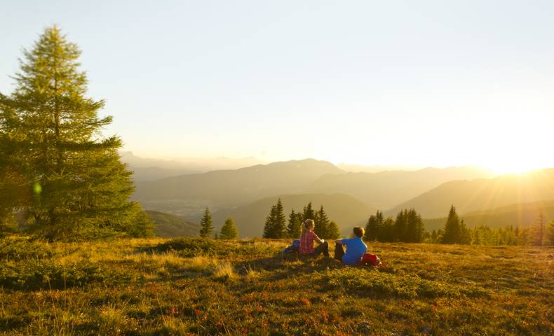 <p>Wandern am Alpe-Adria-Trail auf der Gerlitzen in der Region Villach</p>