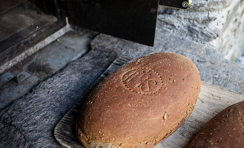 Brot backen im Lesachtal