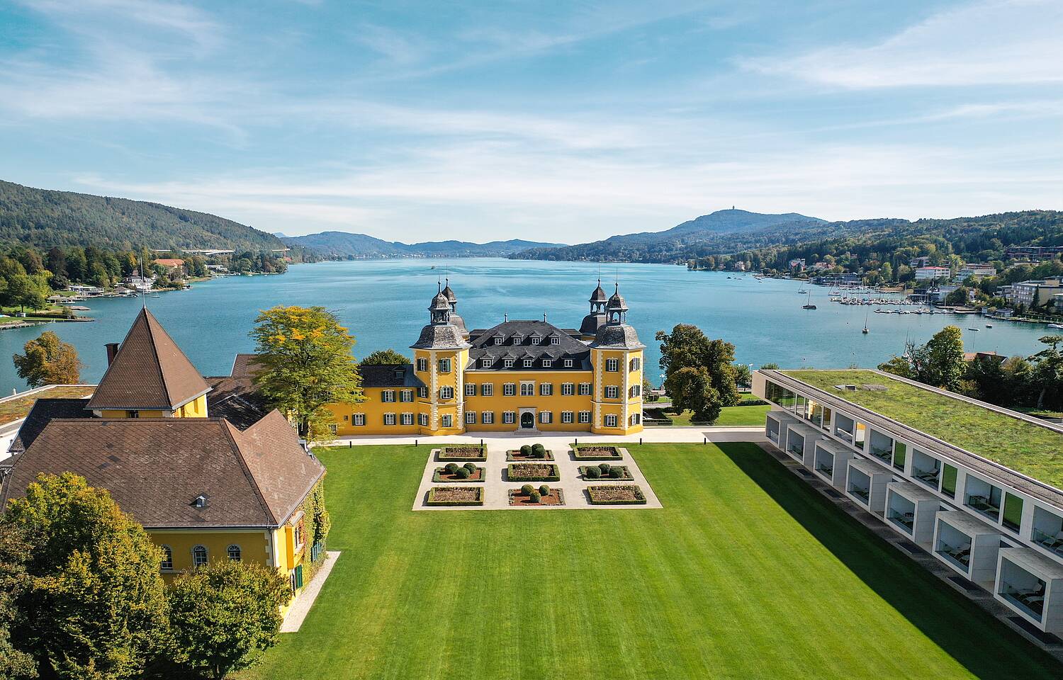 Falkensteiner Schlosshotel Velden am Wörthersee_Luftaufnahme