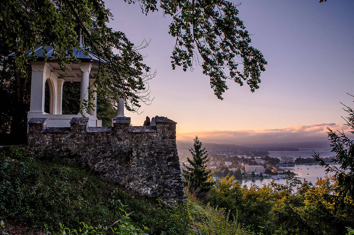 Brahmsweg oberhalb des Wörthersees